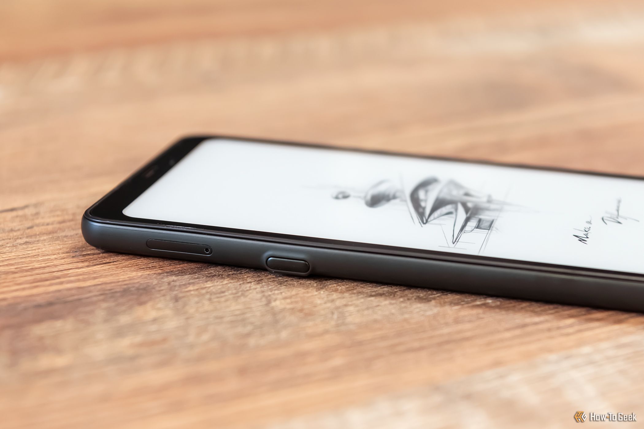 Why I Want an E-Ink Smartphone