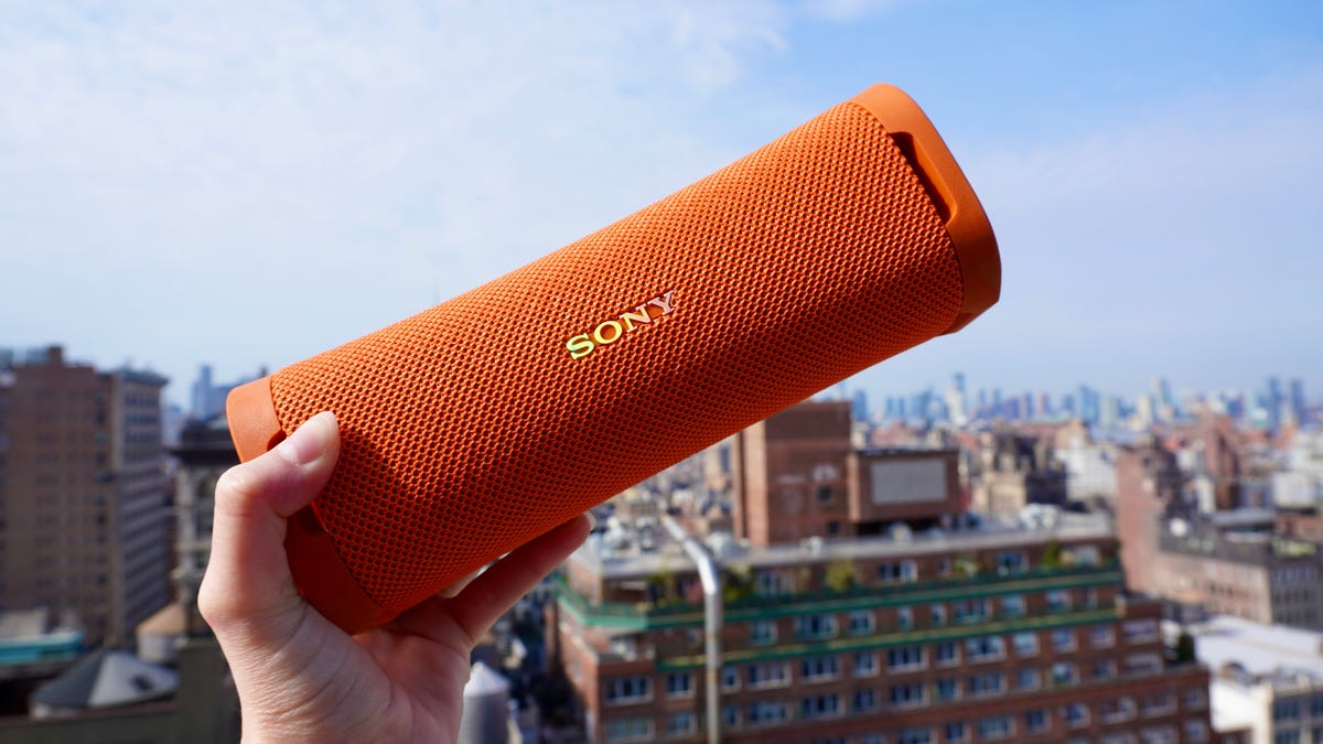 Sony's amazing portable speaker just got $30 cheaper through this Amazon deal