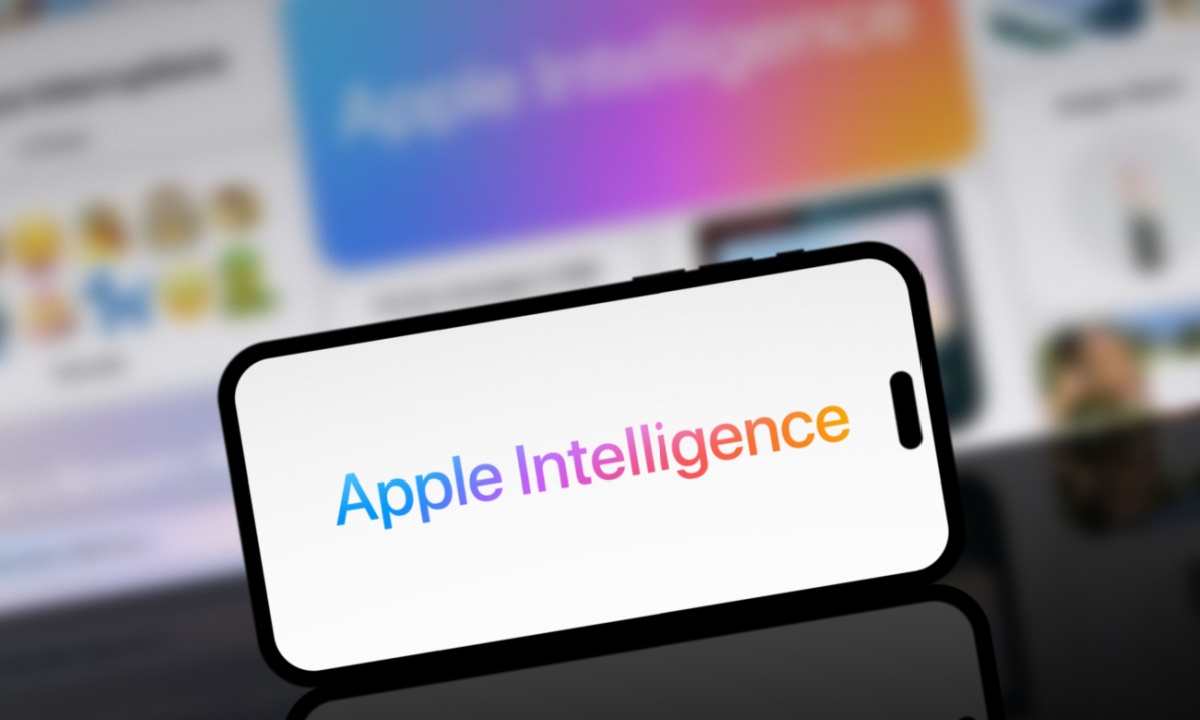 Apple's Device Longevity Makes AI More Important