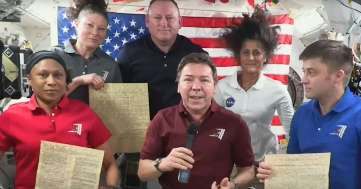 NASA astronauts send a Fourth of July message from space
