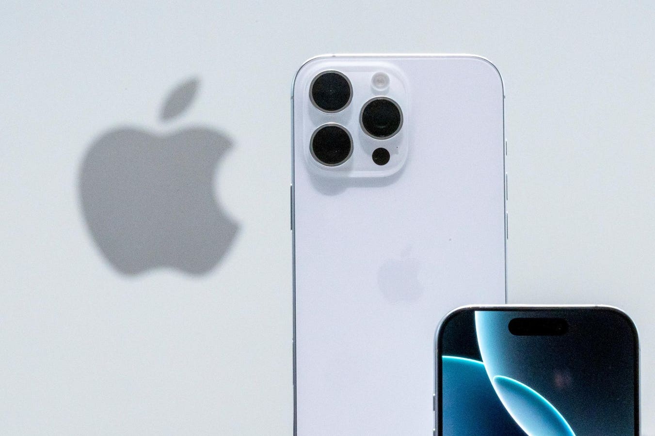 Here’s What iPhone 16 Pro Camera Button Is Good For (And It’s Not Taking Pictures)