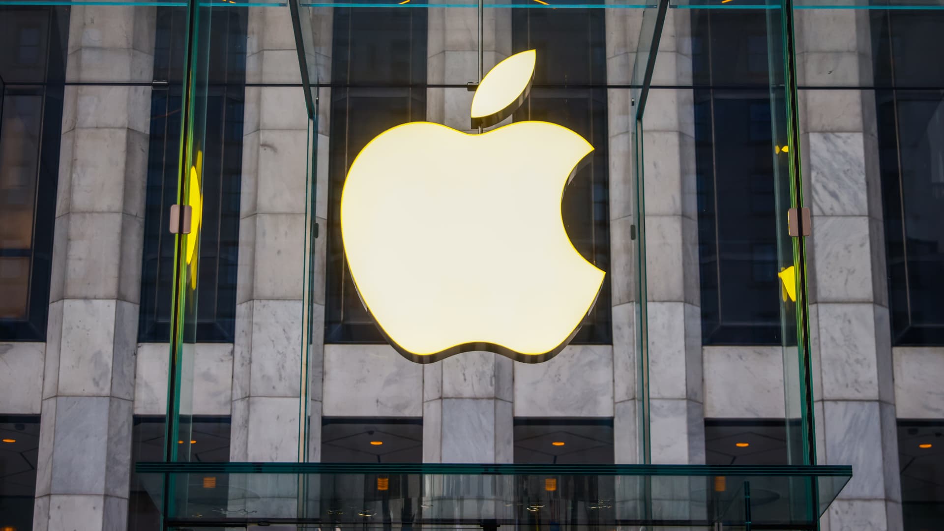 Analysts see Apple AI efforts boosting sales for a business you might not expect