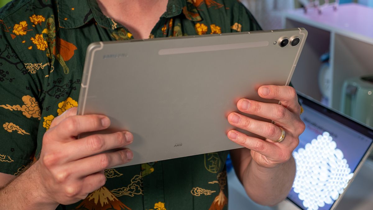 The ‘best and most powerful’ Android tablet of 2023 just scored a ridiculous discount during Best Buy’s Black Friday sale