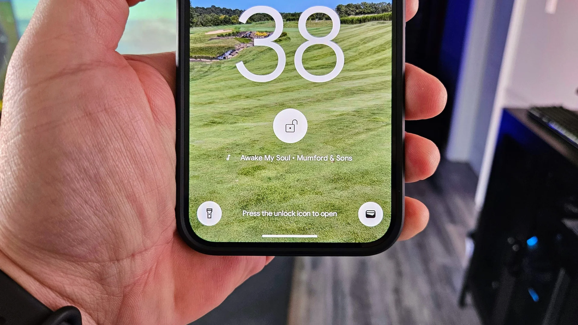 Google is “enhancing” Now Playing on Pixel phones for an improved experience