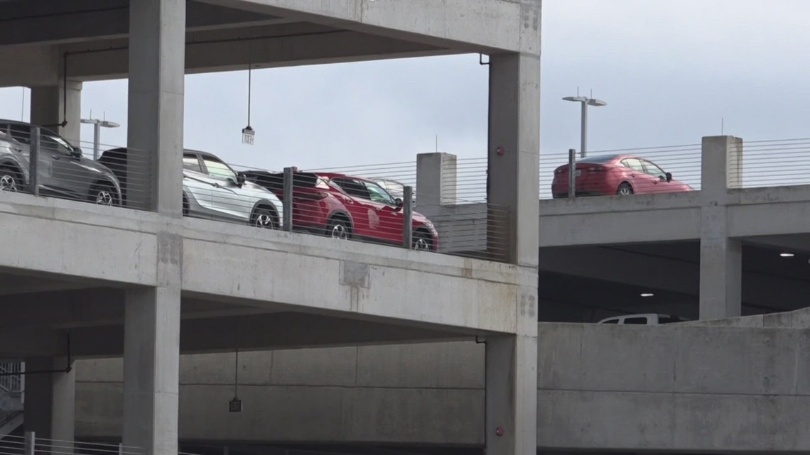 San Antonio International Airport debuts new parking technology