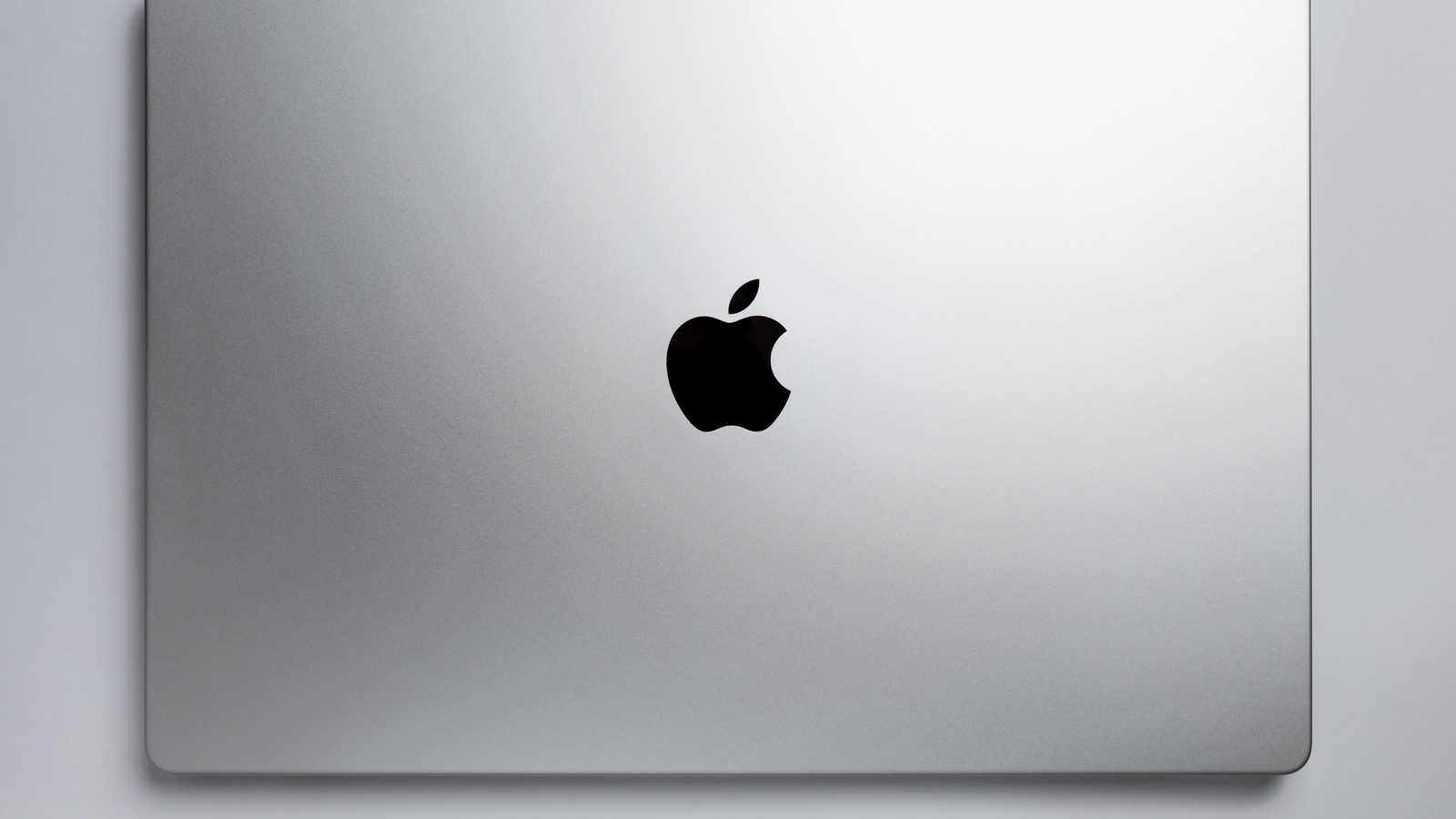 12 Things You Should Know Before Buying A MacBook (New Or Used)