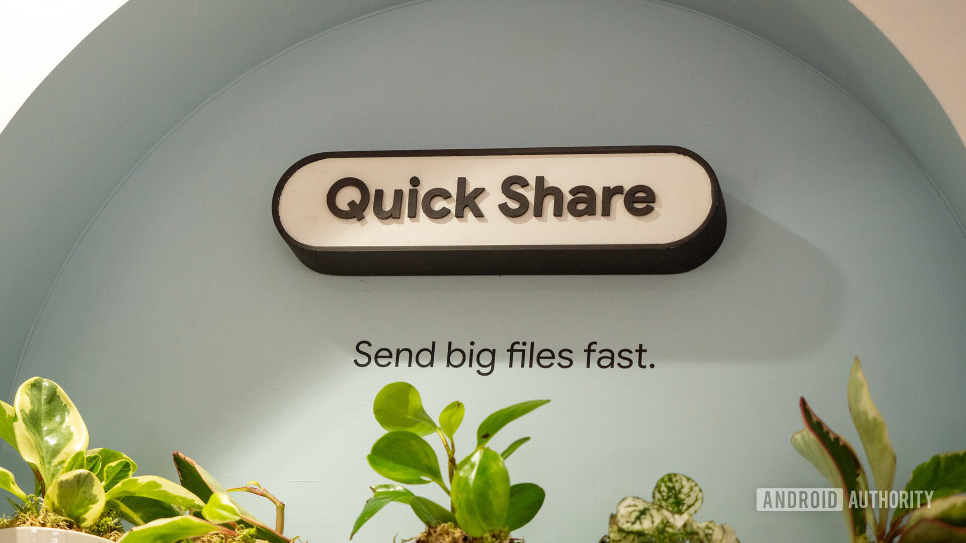 Quick Share could soon pop up in Android 15 setup