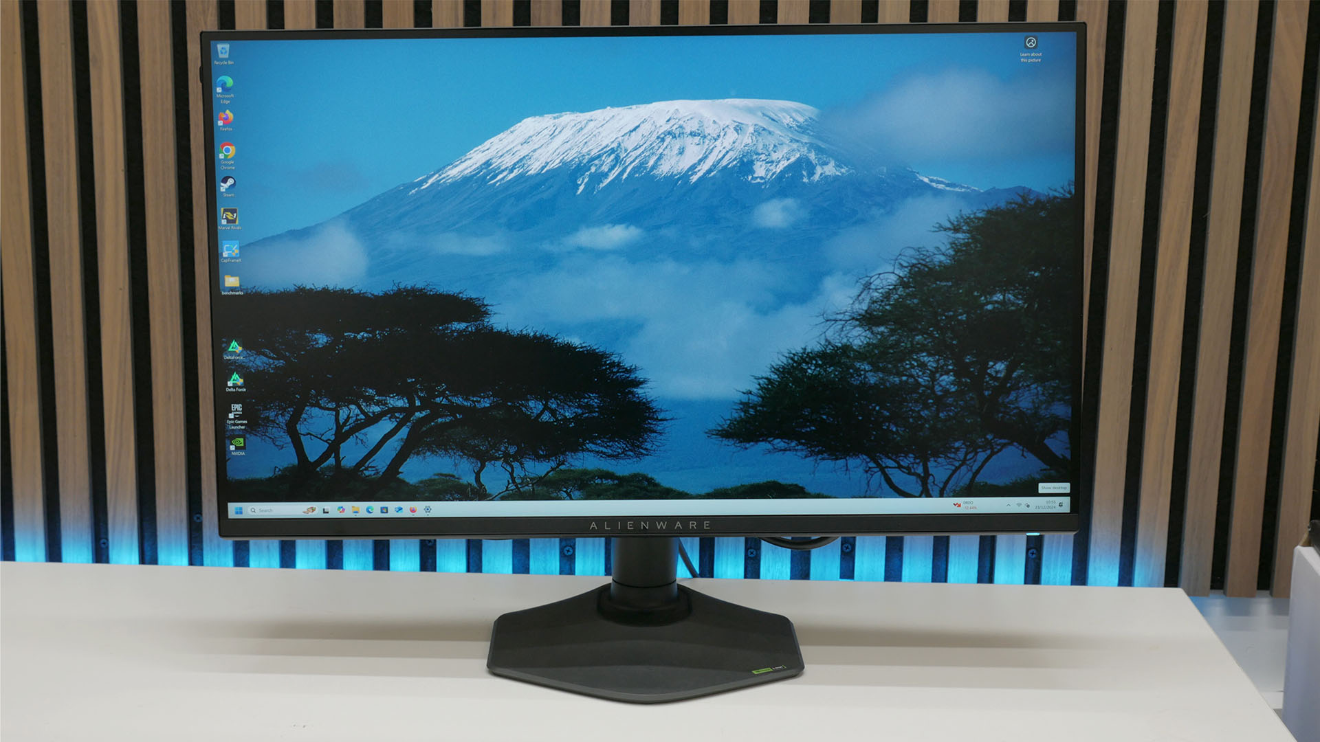 360Hz and 4K in one sub-0 27-inch gaming monitor