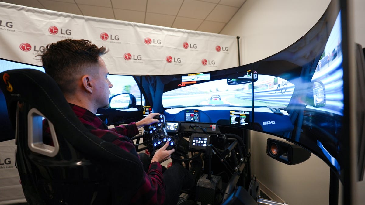 LG’s upcoming bendable 5K2K monitor sets the record straight for gamers and professionals