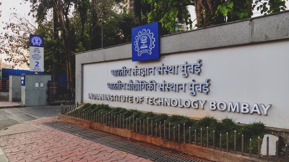 Unidentified Individual Sets IIT Bombay Computer Lab Ablaze; 6 Computers, 2 ACs, Projector Destroyed In Deliberate Act