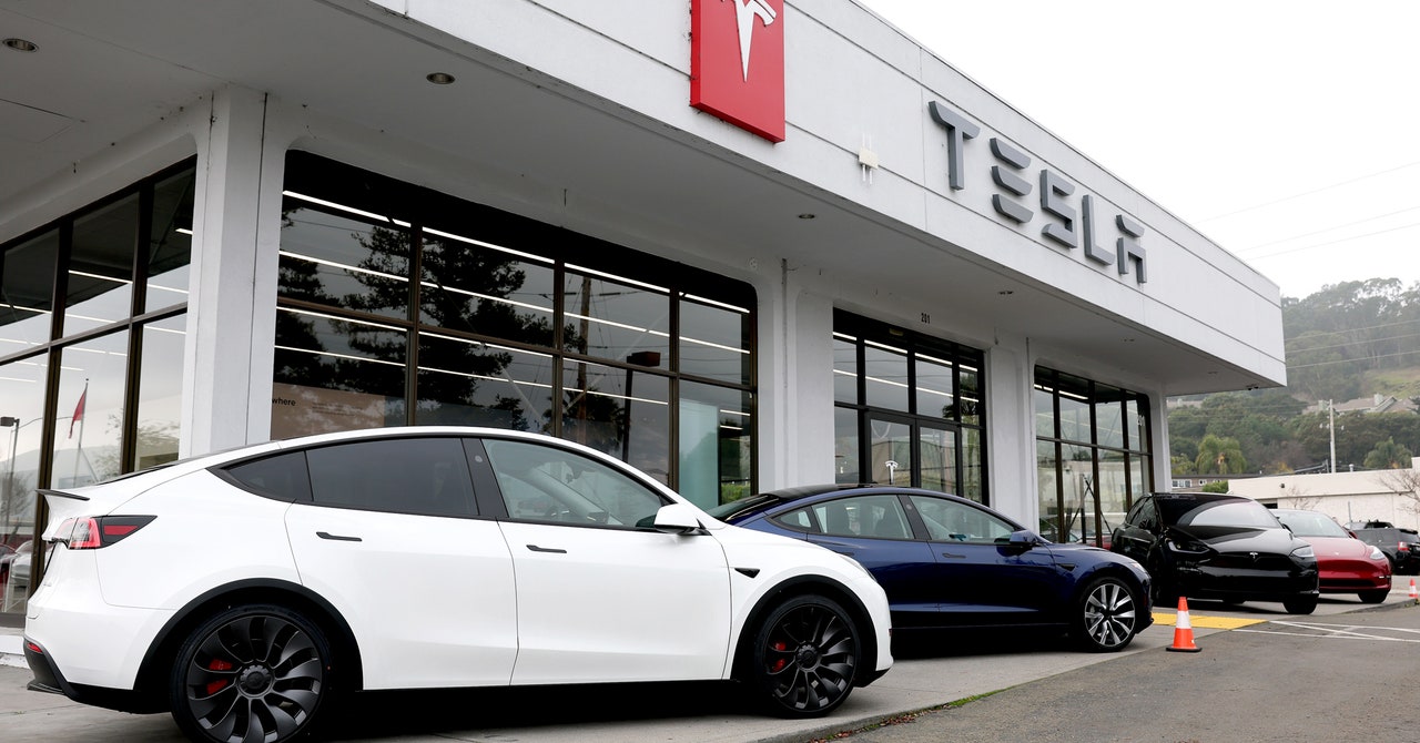 Tesla’s Annual Sales Dropped for the First Time—but the EV Industry Keeps Growing