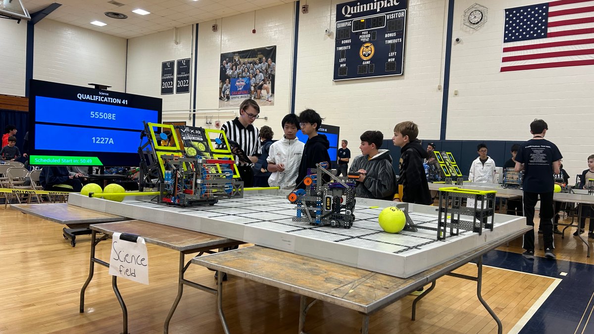 Dozens of middle schoolers show off skills at robotics competition in Hamden – NBC Connecticut